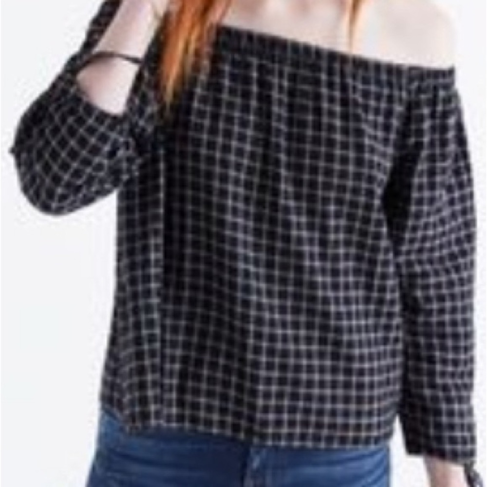 Madewell off the shoulder plaid top size X-Small Black and White
